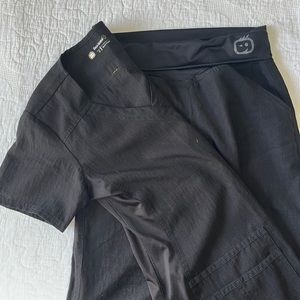 WonderWink Four Stretch black scrubs